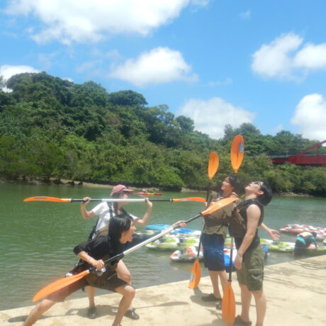 友達とカヤック